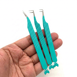Magnifiques pinces à cils roses en acier inoxydable testées à la main, pinces de précision pour isolation des cils, outils de beauté personnalisés - Product Image 3