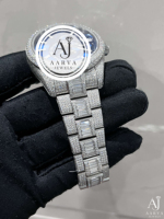 AARVA JEWELS Montre analogique de luxe en acier inoxydable avec cadran en cristal saphir de 28 mm, bracelet de 20 mm, mouvement mécanique Miyota, strass argentés