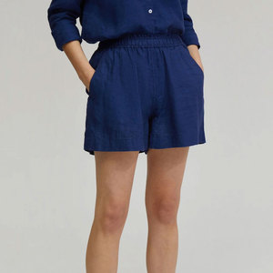 Shorts Cleo de Fine Stitch Craft con tacto suave, perfectos para un uso cómodo durante un día largo, shorts Cleo para mujer para uso en exteriores. - Product Image 3