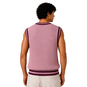 Gilet pull sans manches en tricot pour homme, rose poudré avec rayures contrastées prune, col en V, personnalisable avec logo, en laine et acrylique, OEM - Product Image 2