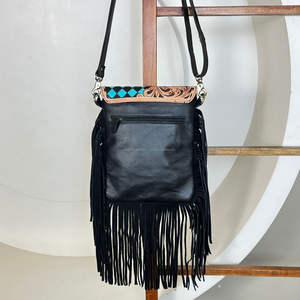 Sac à main bandoulière de luxe pour femme en cuir de vachette fleuri et gaufré, motif damier, avec franges en poils de vache - Product Image 5