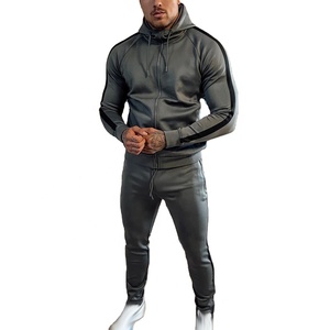 Survêtement pour hommes en gros à prix abordable, conception de logo personnalisé, respirant, pour la course et le jogging, Bapa Shark Sudadera - Product Image 5