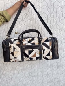 Bolsa de Viaje de Cuero Vacuno de Diseño Exclusivo 2026, Bolsa Hecha a Mano, Unisex, Multiusos, Tamaño Grande - Product Image 4