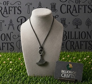 Colgante Amuleto Vikingo Rústico al por Mayor, Hecho a Mano, Hierro Grabado y Forjado, Modelo BOC-HF-0131E, Collar Nórdico Medieval Gótico - Product Image 1