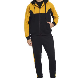 Ensemble de survêtement coupe-vent personnalisé en nylon pour homme : veste de sport zippée et pantalon coupe-vent pour l'entraînement - Product Image 1