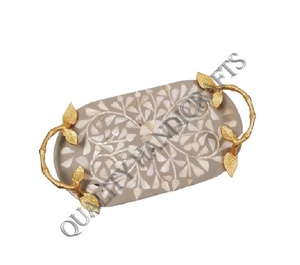 Meilleur plateau de service à poignée en métal avec incrustation de nacre pour les hôtels, les restaurants, la cuisine ou la table basse - Product Image 1