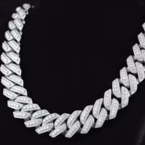 Collier de Luxe pour Homme en Argent 925 Plaqué Or, Chaîne Cubaine à Maillons Épais, Diamants Moissanite VVS, Bijoux de Mariage Givrés de Qualité Exceptionnelle - Product Image 1