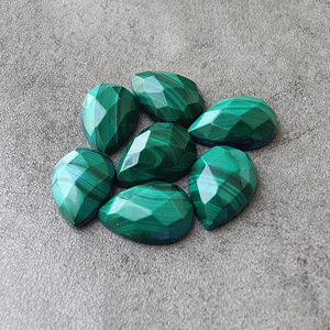 Malachite naturelle de qualité AAA+, forme poire, taille à carreaux, calibrée, dos plat, pierre précieuse pour bijoux - Product Image 3
