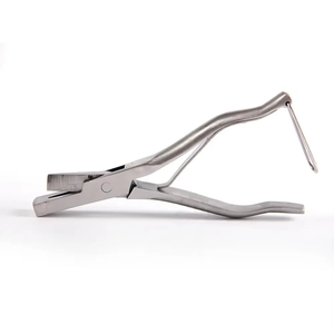 High Quality Reusable German Stainless Steel Ear Notcher with Punch Shape Notch for Swine & Cattle <b>Triangle</b> Die Ear Tag Notchers - Product Image 2