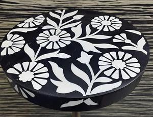 Mesa de Cajones con Incrustaciones de Hueso de ILAHI, Diseño Moderno con Detalles de Ágata, Almacenamiento de Tres Niveles, Mueble Portátil para Sala de Estar/Hogar - Product Image 2