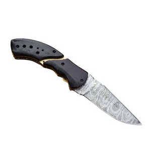 Couteau pliant portable en acier, outil de poche compact, équipement utilitaire pour le camping en extérieur, construction durable, design de transport pour les voyages - Product Image 1