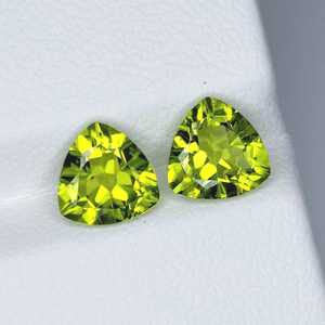 Par de peridotos naturales con corte trillón, piedras preciosas sueltas verdes, par a juego para la fabricación de joyas, proveedor mayorista - Product Image 6