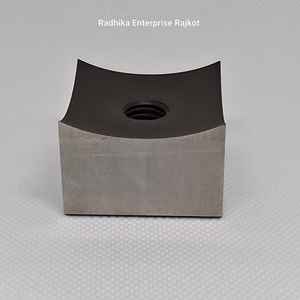 RADHIKA ENTERPRISE Cuchillas de Trituradora de Eje Único, Cuchillos Industriales para Cortar Plástico, Bloques NGR, Polystar, Erema, KBM, Gujarat - Product Image 2