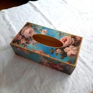 RR ENTERPRISES Porte-serviettes compact et durable en MDF, écologique, facile à nettoyer, fabriqué en Inde pour les petites tables - Product Image 3