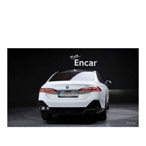 BMW Serie 5 520i M Sport, Modelo Diciembre 2023, 21,025 km, Caja de Cambios Automática, Asientos de Cuero, Cámara Trasera, Volante a la Izquierda - Product Image 4