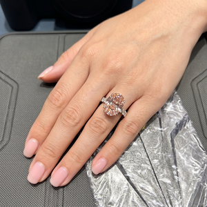 Anillo de Oro Elegante y Moderno para Mujer, Ligero, Estilizado, para Uso Diario, Regalo de Joyería para Boda, Compromiso o Día Especial - Product Image 2