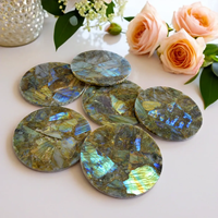 Sous-verre de luxe personnalisé en pierre de labradorite, fait main, décoration d'intérieur, rond, blanc et jaune, pour boissons
