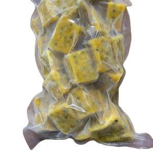 น้ำซุปข้นเสาวรสแช่แข็งพรีเมี่ยมราคาถูกหั่นครึ่งและก้อนจากโรงงานเวียดนามสำหรับการแปรรูปเครื่องดื่มเบเกอรี่และไอศกรีม - Product Image 1