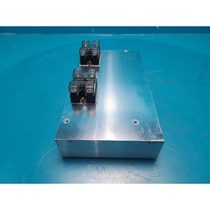 Relé de estado sólido dual CRYDOM CC2450W2V usado como está, piezas de equipos semiconductores antiguos - Product Image 2