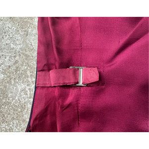 Gilet traditionnel écossais en flanelle de laine à carreaux verts et rouges, taille extra petite, avec ajusteurs latéraux à boucle, fait main - Product Image 6
