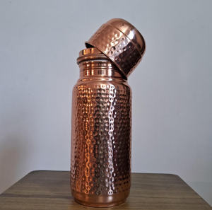Botella de Agua Ecológica de Cobre Puro, Brillante, Metálica, Martillada, con Tapa de Cúpula Hermética, para Viajes, Yoga y Actividades al Aire Libre - Product Image 1