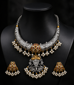 Parure Collier et Boucles d'Oreilles Indienne Traditionnelle Bicolore Or et Argent Vieilli, Sertie de Zircons, Tendance Anniversaire - Product Image 2