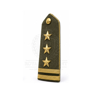 Insignes de grade personnalisés avec motifs artistiques modernes, matériaux de qualité et fixation facile pour uniformes, vêtements et accessoires - Product Image 2