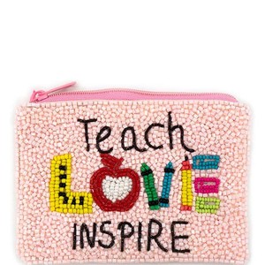 กระเป๋าใส่เหรียญปักลายแฟชั่นทำมือประดับลูกปัด ซิปปิด ทรงสี่เหลี่ยม  ลาย Teach Love Inspire ใช้ได้ทุกวัน - Product Image 4
