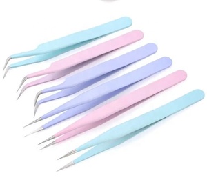 Nouveau kit de pinces à extensions de cils multi-volumes en acier inoxydable multicolores avec embout en fibre et poignée isolante, avec étui - Product Image 1
