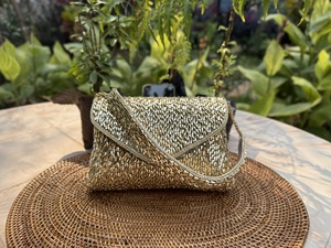 Bolso de Mano de Lujo con Adornos Metálicos, Forro de PU, para Mujer, para Fiestas, Bodas y Uso Diario - Product Image 1
