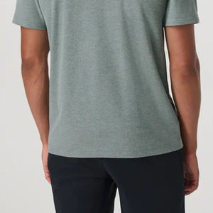 Diseño de logotipo para compradores mayoristas, camiseta de hombre 100% algodón / precio de fábrica económico, cierre con botones, cuello vuelto, informal y barata. - Product Image 5