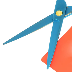 Tijeras Profesionales para Adelgazar el Cabello, Acero Inoxidable, Punta Redonda, Dientes Personalizados, para Diestros, Mango Largo, Plástico Naranja y Azul - Product Image 3
