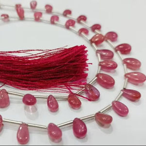 Perles de pierres précieuses en rubis rouge naturel, forme poire, lisses et simples - Product Image 1