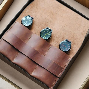Toptan yeni Vintage kahverengi deri seyahat izle rulo hakiki dört cep düzenleyici ile zarif tasarım izle kutusu kapağı - Product Image 1