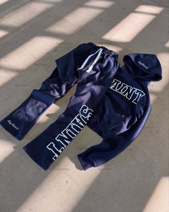 Conjunto Deportivo Personalizado para Hombre, Estilo Hip-Hop Urbano, con Estampado de Letras Retro, Sudadera con Cierre y Pantalones, Atuendo Urbano Moderno - Product Image 5