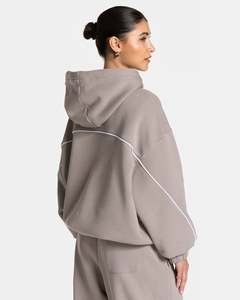 Sudadera con Capucha Extra Grande para Mujer, Color Gris Piedra, con Líneas en Contraste, de Algodón Premium, Estilo Urbano Informal, Personalizada OEM - Product Image 2