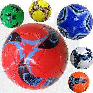 Ballon de football pakistanais de qualité supérieure, taille 5, professionnel, pour entraînement de club, couleur personnalisée, taille professionnelle. - Product Image 3