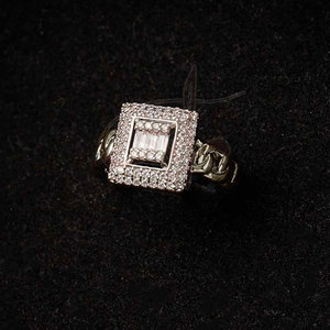 Anillos de Moda Profesionales de Alta Calidad Hechos de Hierro con Cuentas Cuadradas Pequeñas - Product Image 3