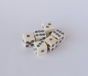 Dados de Cuerno de Búfalo Hechos a Mano, Cubos de Juego de Hueso Natural Pulido de Seis Caras, Accesorios para Juegos de Mesa RPG - Product Image 3