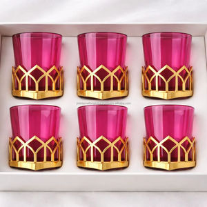 Nuevo diseño de vasos de té marroquíes con soporte de metal dorado, juego de 6. - Product Image 1