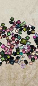 พลอยทัวร์มาลีนหลากสีธรรมชาติ ทรงแอสเชอร์ ขัดเงา น้ำหนัก 80 กะรัต ขนาด 4x5 มม. ปรับขนาดให้สม่ำเสมอ - Product Image 3