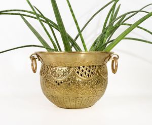 Macetero Grande de Metal para Exteriores, para Jardinería y Decoración, Precio al por Mayor, con Acabado Dorado - Product Image 1