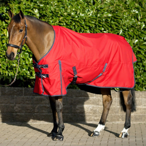 Manta para Caballo de Primera Calidad, Ligera, de Polialgodón Ripstop, Impermeable y Duradera, en Varios Tamaños, Sin Cuello - Product Image 1