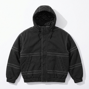 Chaqueta Negra Acolchada con Capucha y Forro, con Costuras en Contraste y Cierre de Botones a Presión |   Ropa Urbana Resistente OEM / Marca Privada - Product Image 1