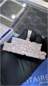 Collier Pendentif Personnalisé de Luxe Hip Hop en Argent Sterling 925 avec Lettre 3D Sertie de Diamants Moissanite VVS Solides - Product Image 2