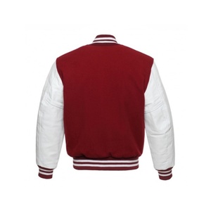 Personaliza tu Diseño de Chaqueta Varsity con Cuerpo de Lana y Mangas de Cuero - Product Image 3