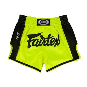 Pantalones Cortos de Boxeo Fairtex Negros con Estampado Brillante y Logotipo 'Never Give Up' en la Parte Delantera, Unisex para Adultos, Ropa de Artes Marciales - Product Image 5