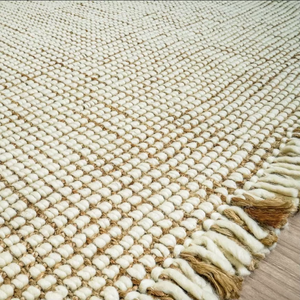 Alfombra Moderna Abstracta Hecha a Mano con Yute, Tejido Plano Texturizado en Beige Natural para Sala de Estar y Dormitorio - Product Image 3