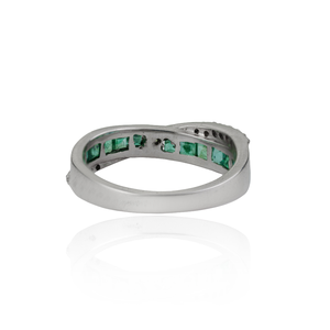925 Sterling <b>Silver</b> Crossover Diamonds & Natural <b>Emerald</b> Gemstone Fine Band <b>Ring</b> For Women's Everyday Wear - Product Image 5