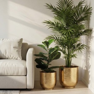 Vase de table moderne en aluminium, fait main, finition dorée, design côtelé, pot de plante décoratif, Jaffs Exports JE768 pour l'inauguration de maison - Product Image 5